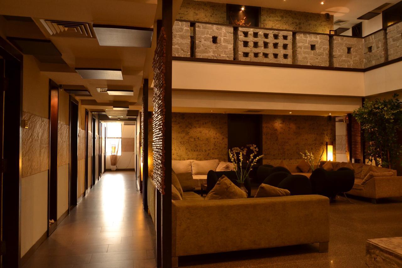 The Seventeen Degrees Hotel Dhanbād エクステリア 写真