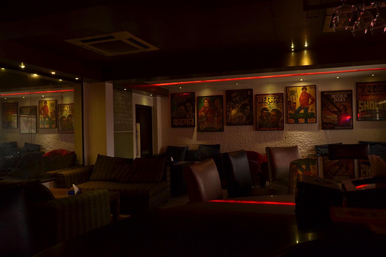 The Seventeen Degrees Hotel Dhanbād エクステリア 写真