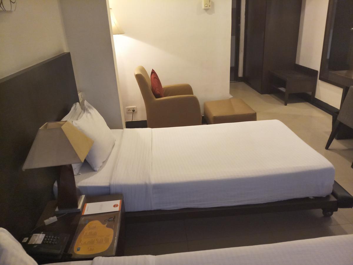 The Seventeen Degrees Hotel Dhanbād エクステリア 写真
