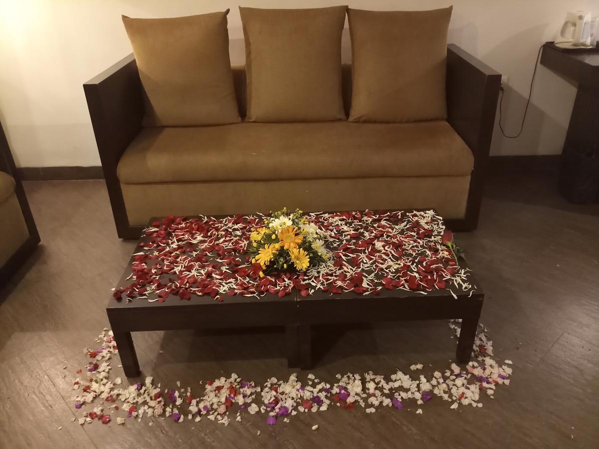 The Seventeen Degrees Hotel Dhanbād エクステリア 写真